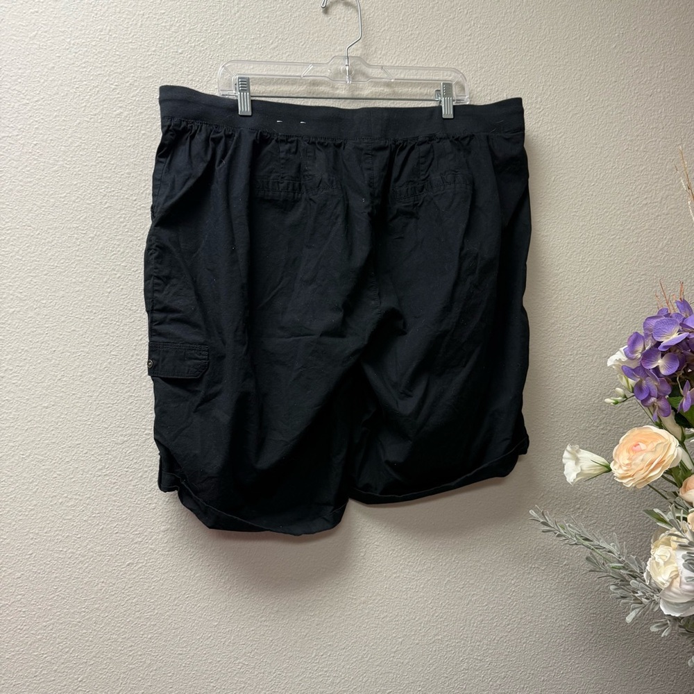 Cato Woman 22/24W Black Pull-On Classic Shorts Elastic Waist Pockets Summer Casu - Picture 2 of 6
